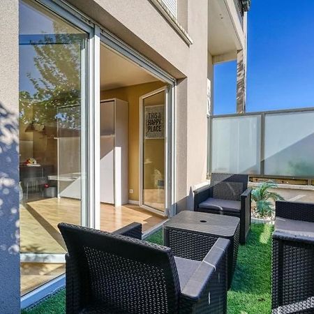 Charmant Studio Avec Terrasse Et Parking Corbeil-Essonnes Eksteriør billede
